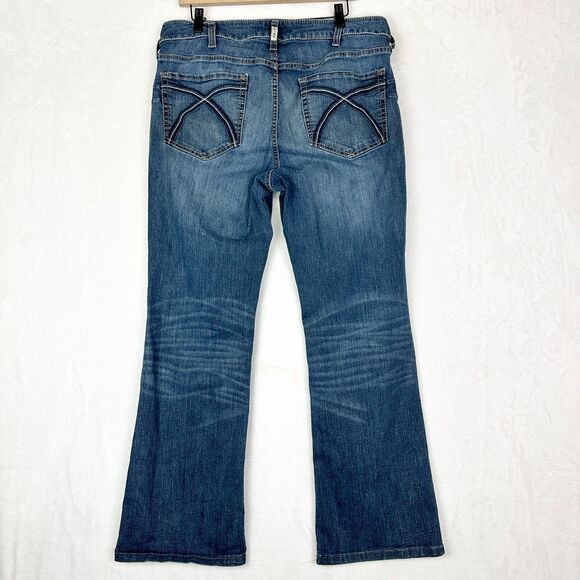 Ariat Perfect Rise Rosa Boot Cut Jeans Size 33 Lita Stretch Cooling Western - Picture 2 of 7